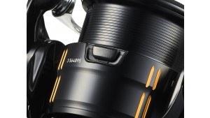 Dettaglio Mulinello Daiwa 25 IPRIMI LT2000 | Area Trout & Finesse